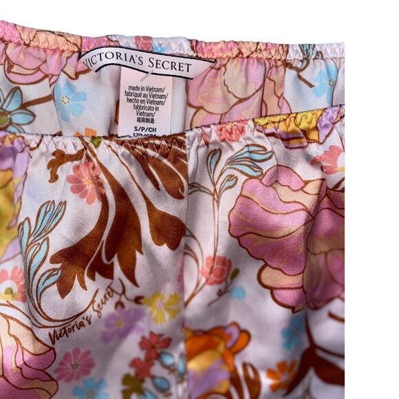 NWOT Victoria's Secret Floral Sleep Short Multicolor Size Small - Picture 3 of 4